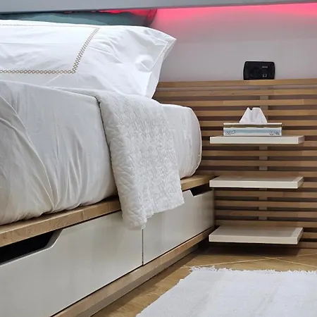 Alpha Seaside Apartment Sarande